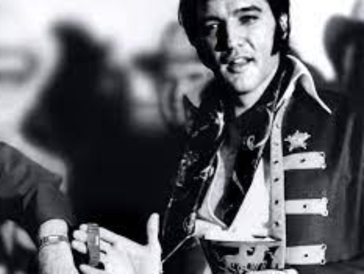 Elvis Presley (fonte web) 11.04.2022-newstv.it